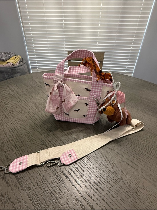 Madden Girl Handbags - Madden Girl Dachshund bag